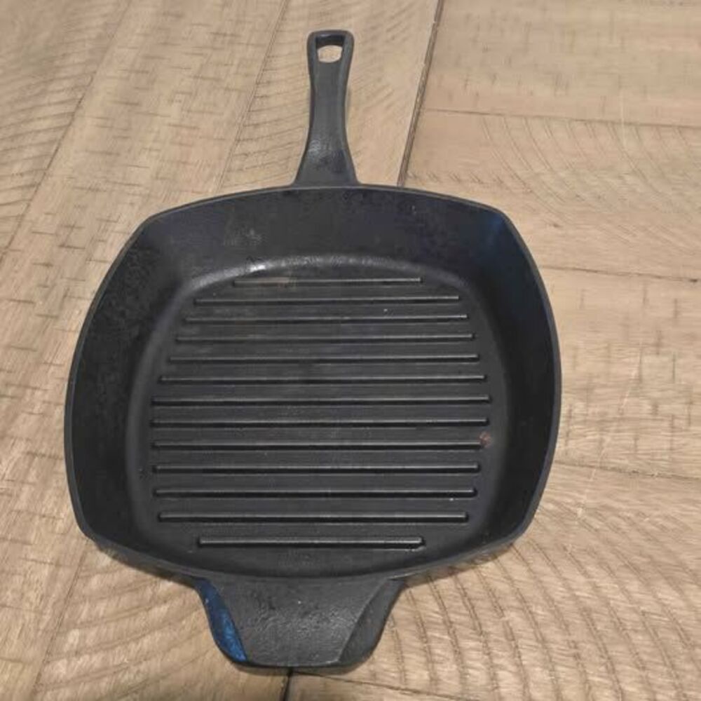 CAST by Calphalon 10" Square Cast Iron Grill Pan Skillet Pre-Seasoned